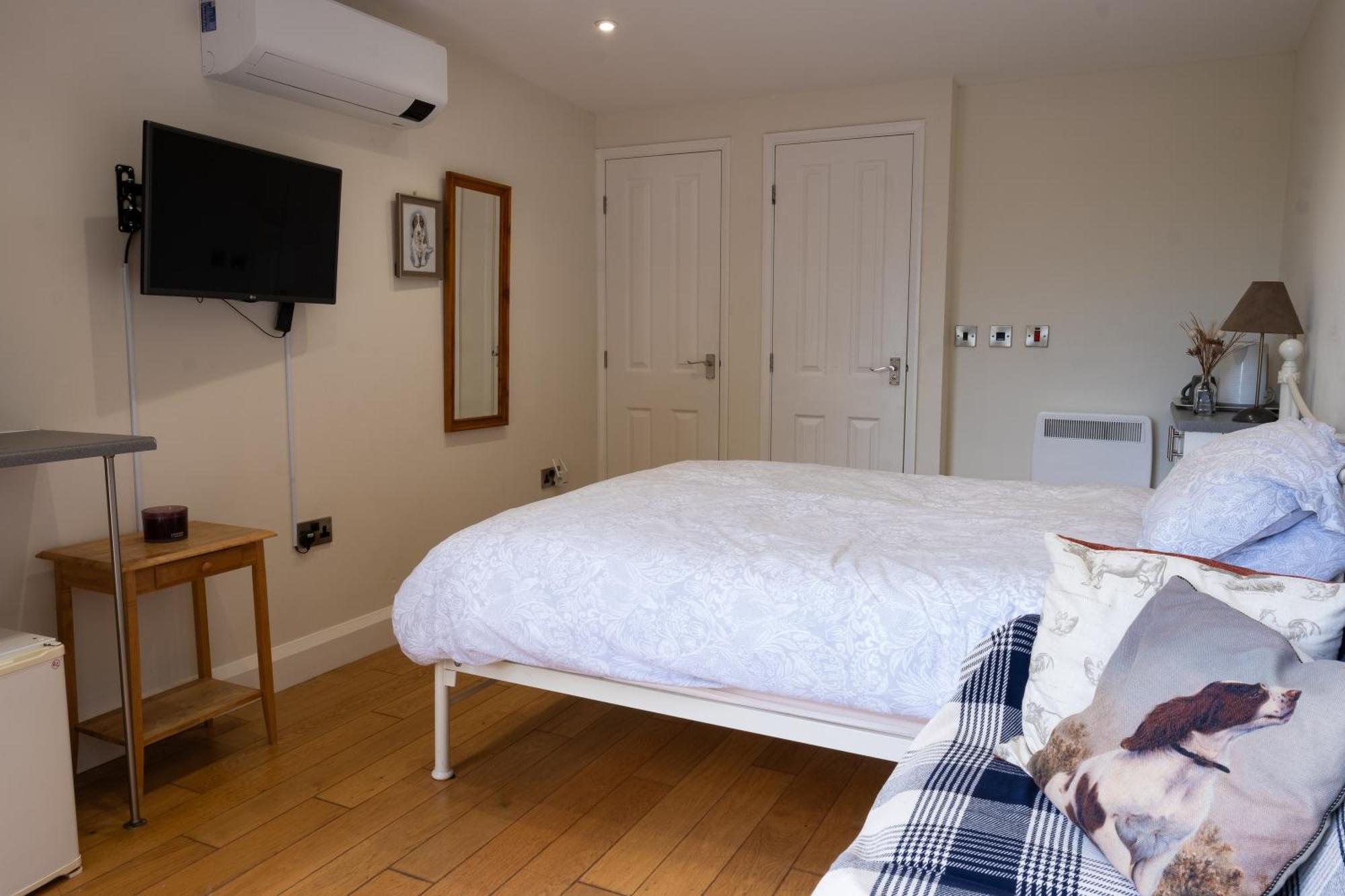 Marsh Farm Villa Bridgwater Room photo